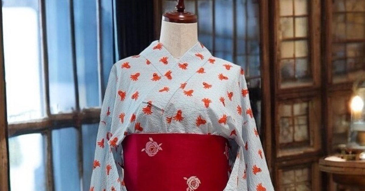 浴衣　大人用　手縫い ほぼ美品 注染 浴衣 観世水に花文様 手縫い 藍染 手縫い 大人