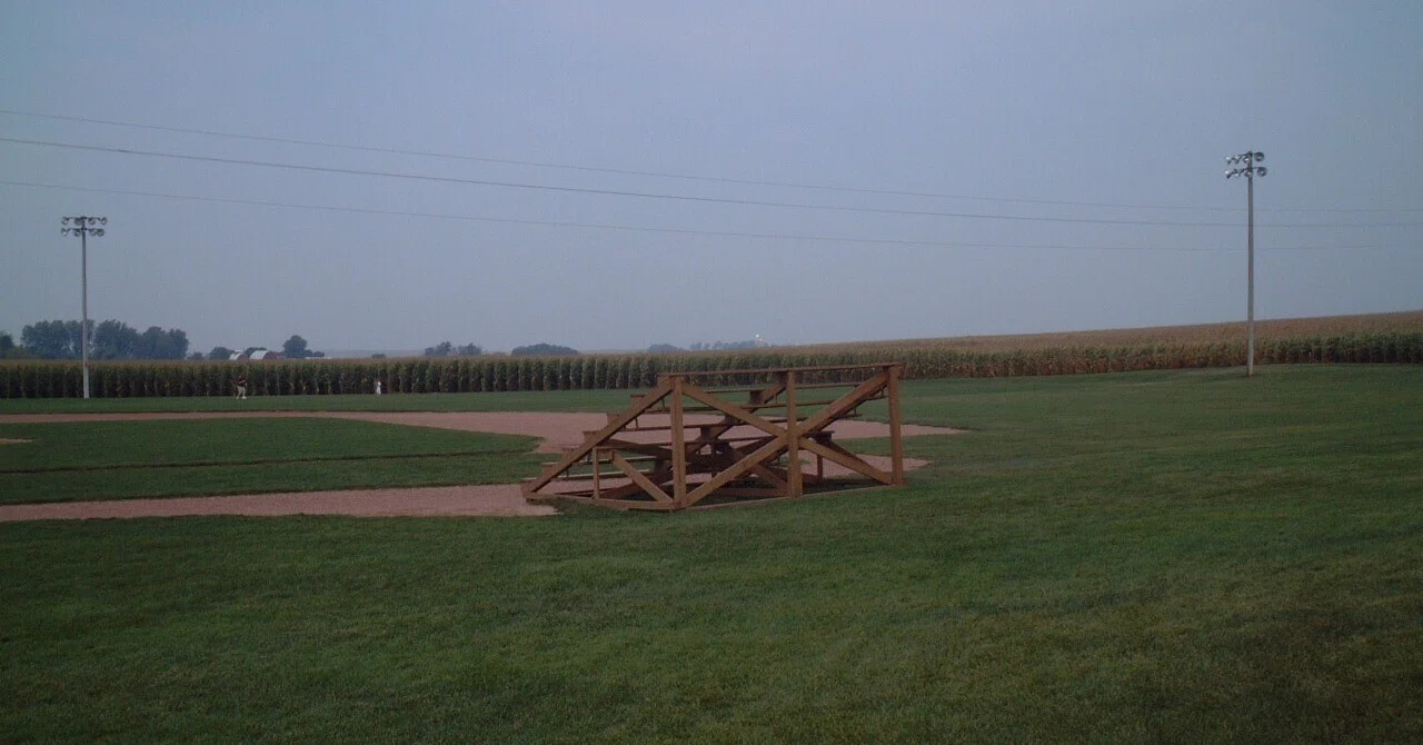 If you build it, ~2005, visiting the cornfield baseball stadium~｜いーりす