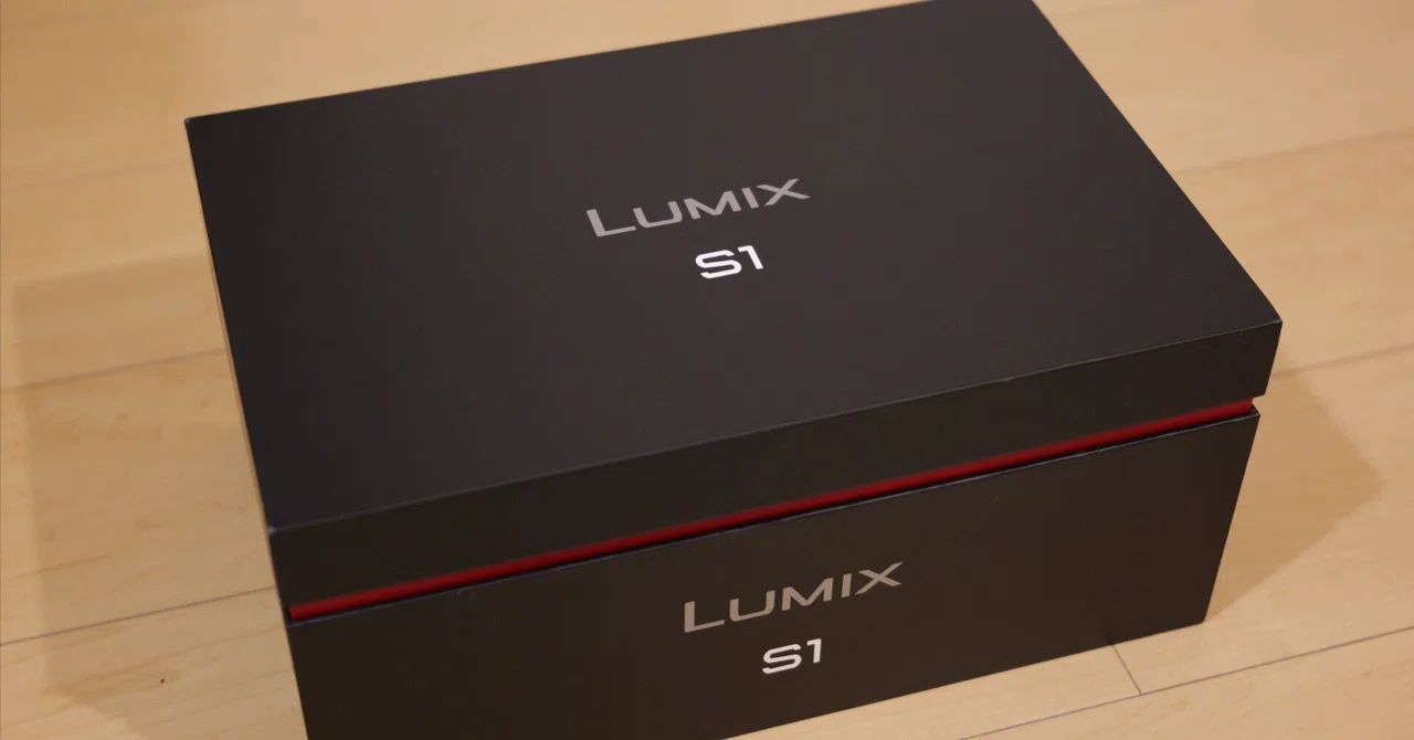 LUMIX★DMC-S1✨美品⭕️安心の実働品❤️ピアノブラックの輝き★手の平感 今さら!?!?!?】LUMIX S1を購入しました｜鈴木ユートピア
