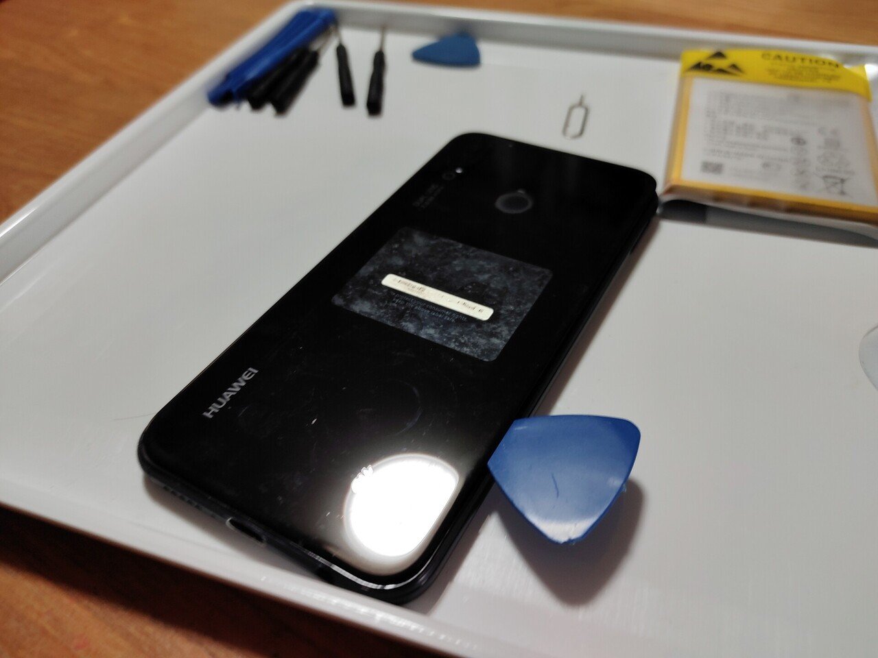 HUAWEI P20 スマートフォン 本体 ケース付き バッテリー交換済み 1B251587-9396-4169-B955-