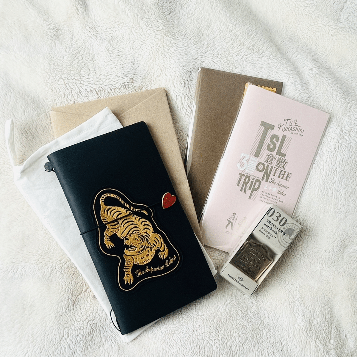 トラベラーズノートシュペリオールレイバー　tsl コンチョワッペンノートリフィル トラベラーズノートシュペリオールレイバー tsl コンチョ