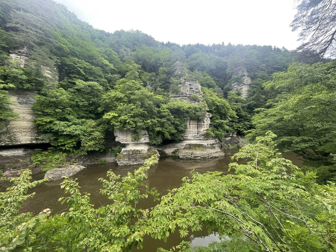 美麗! 峠の岪 へつり 福島県 高精細 プリント 写真 国指定天然記念物「塔の岪（へつり）」へ、いってみ！ - Kanko ittemi