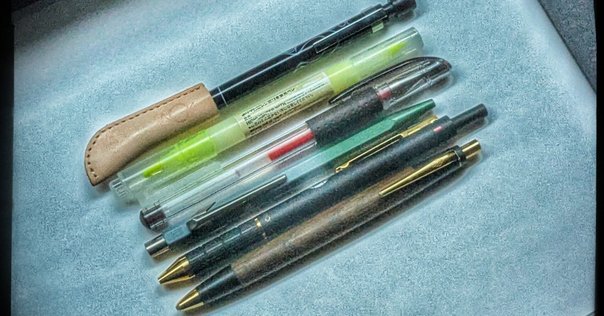 激安！相場価格約四万円！文房具まとめ売り 文房具まとめ売り！今日だけ大幅値下げ‼️おまけ付き！即購入可