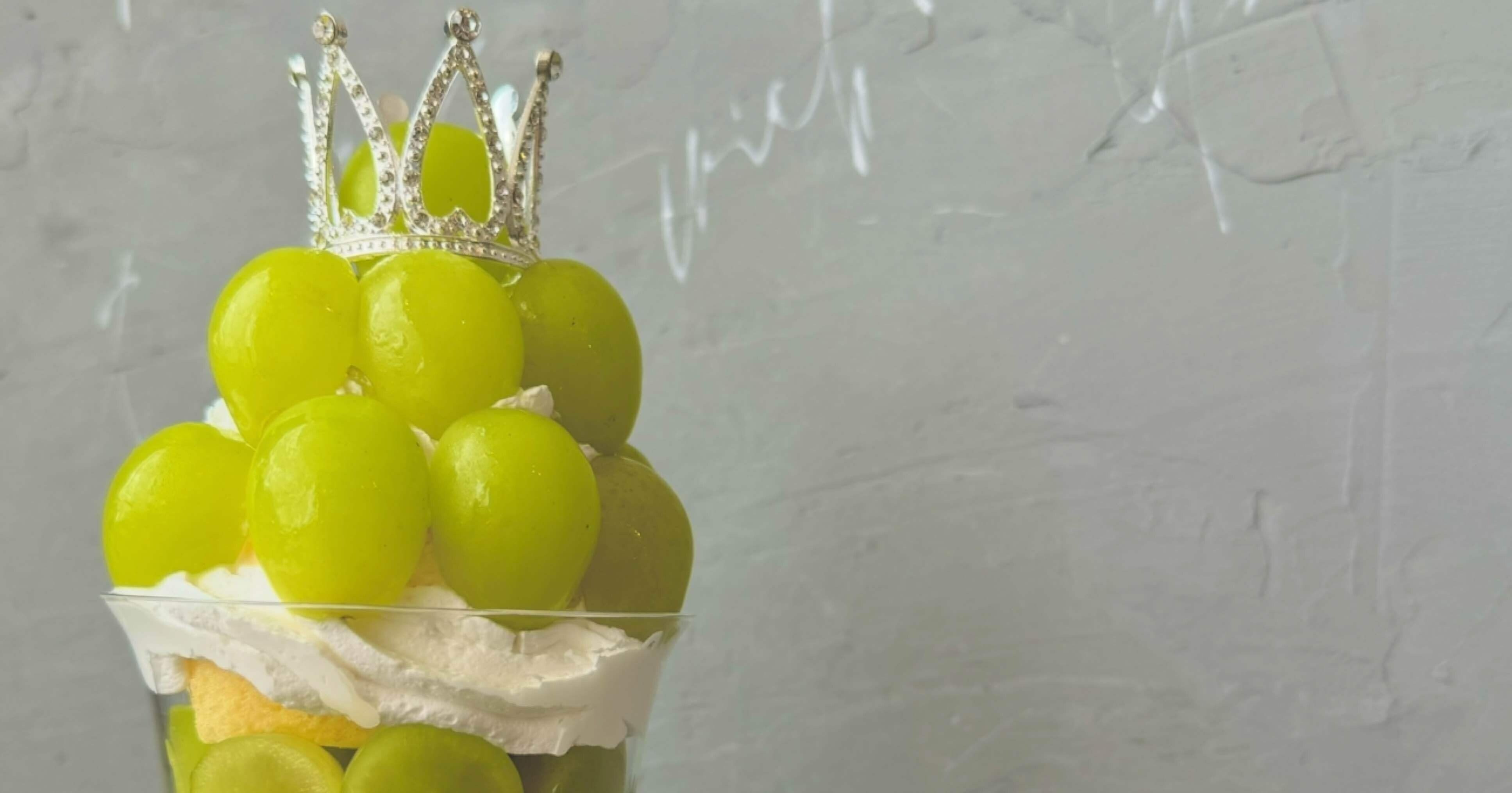 スプーンを入れて初めて気づく、パフェの本当の魅力。｜てっしーの