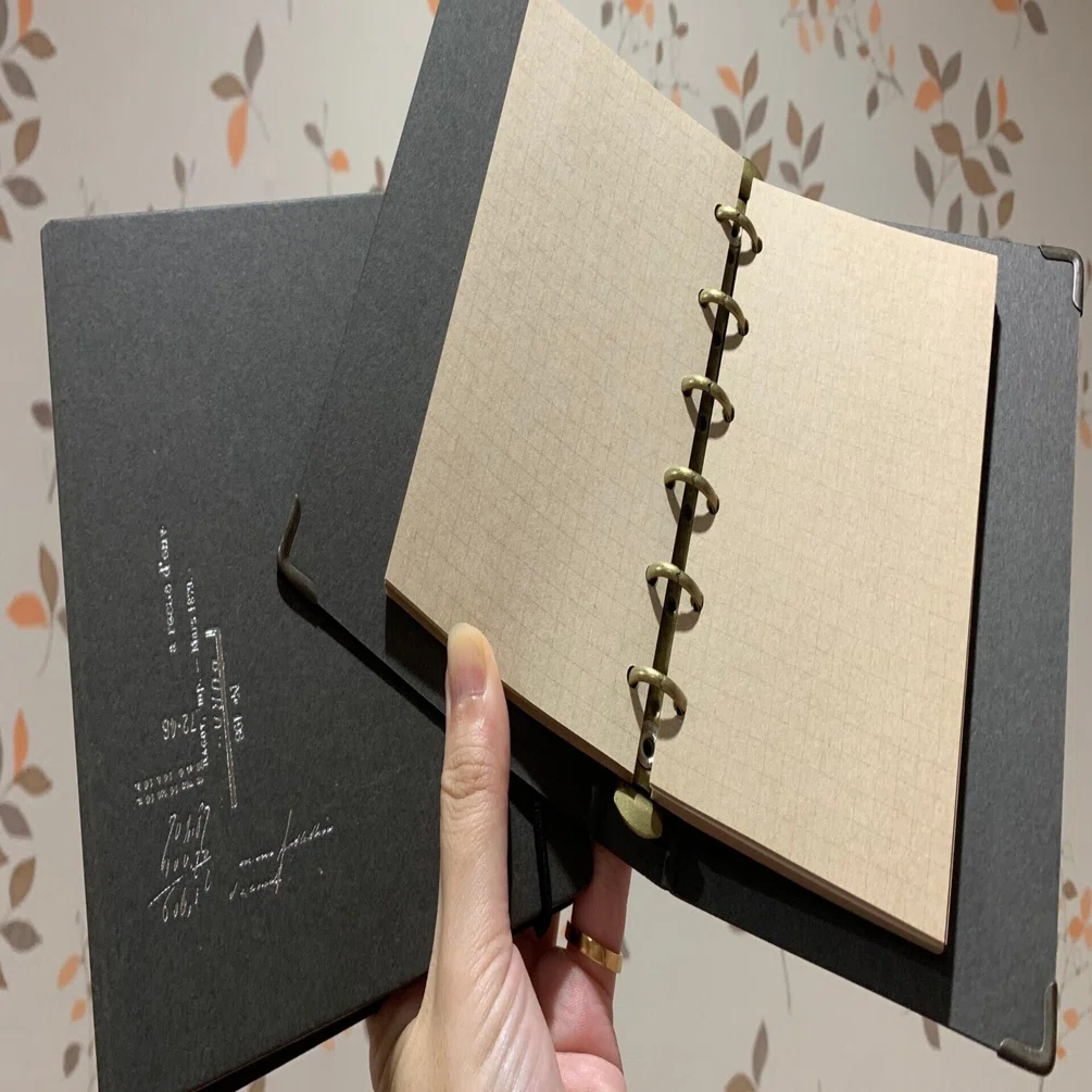 文具女子博トーキョーで見つけた！気になるシステム手帳バインダーたち