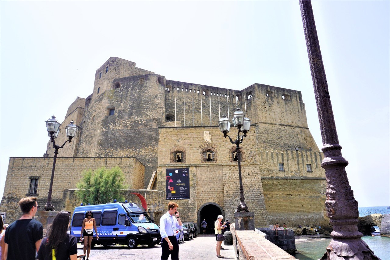卵城 ＆ サンタルチア地区を楽しむ｜食の工房オフィスアルベロ