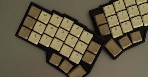 Corne Cherry] キーボードを立てたら世界が変わった [テン