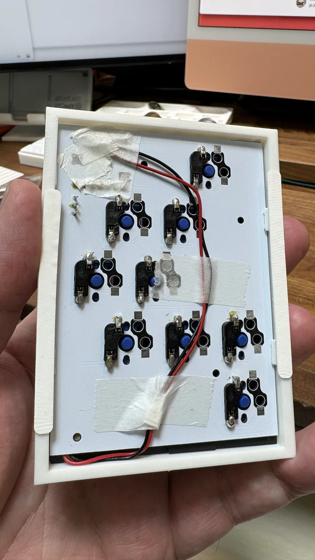 Tiny18という完全分割キーボードを作った｜神沼三平太（AIで脳を拡張