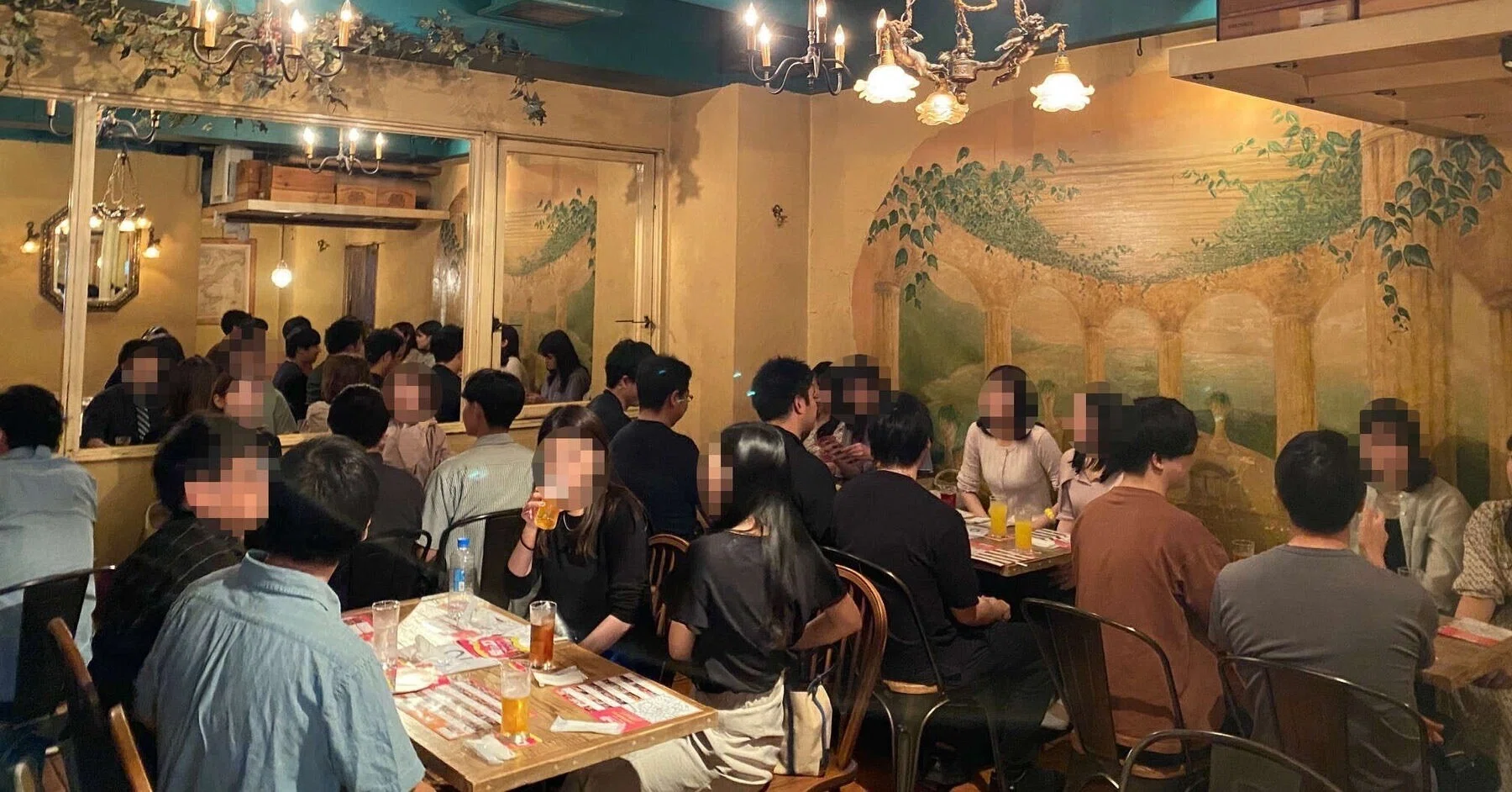 活動歴および当時の関連ビジュアル記録