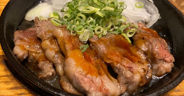 肉を旨く焼きたいなら「極厚×鋳物」の鉄板、この一択!!｜RODGERS
