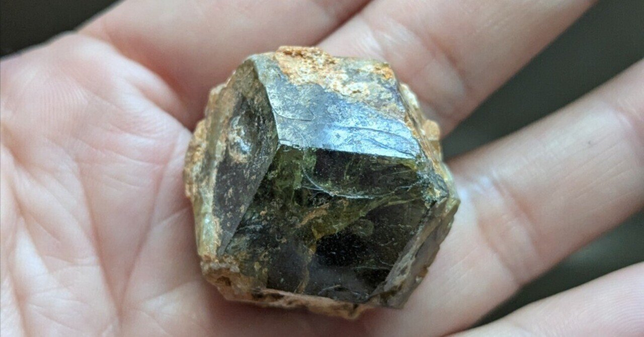 意外と身近なgem（宝石）パワーストーンとも言える｜スクニャビコニャ