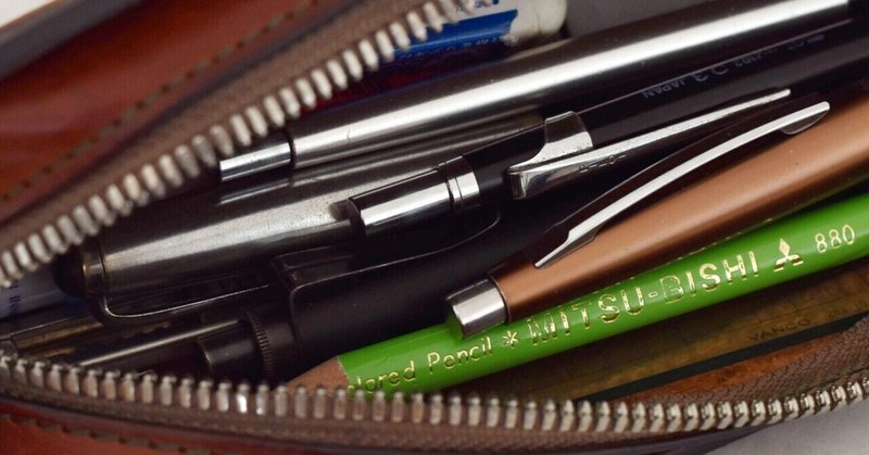 デブ・ペンケースⅥ