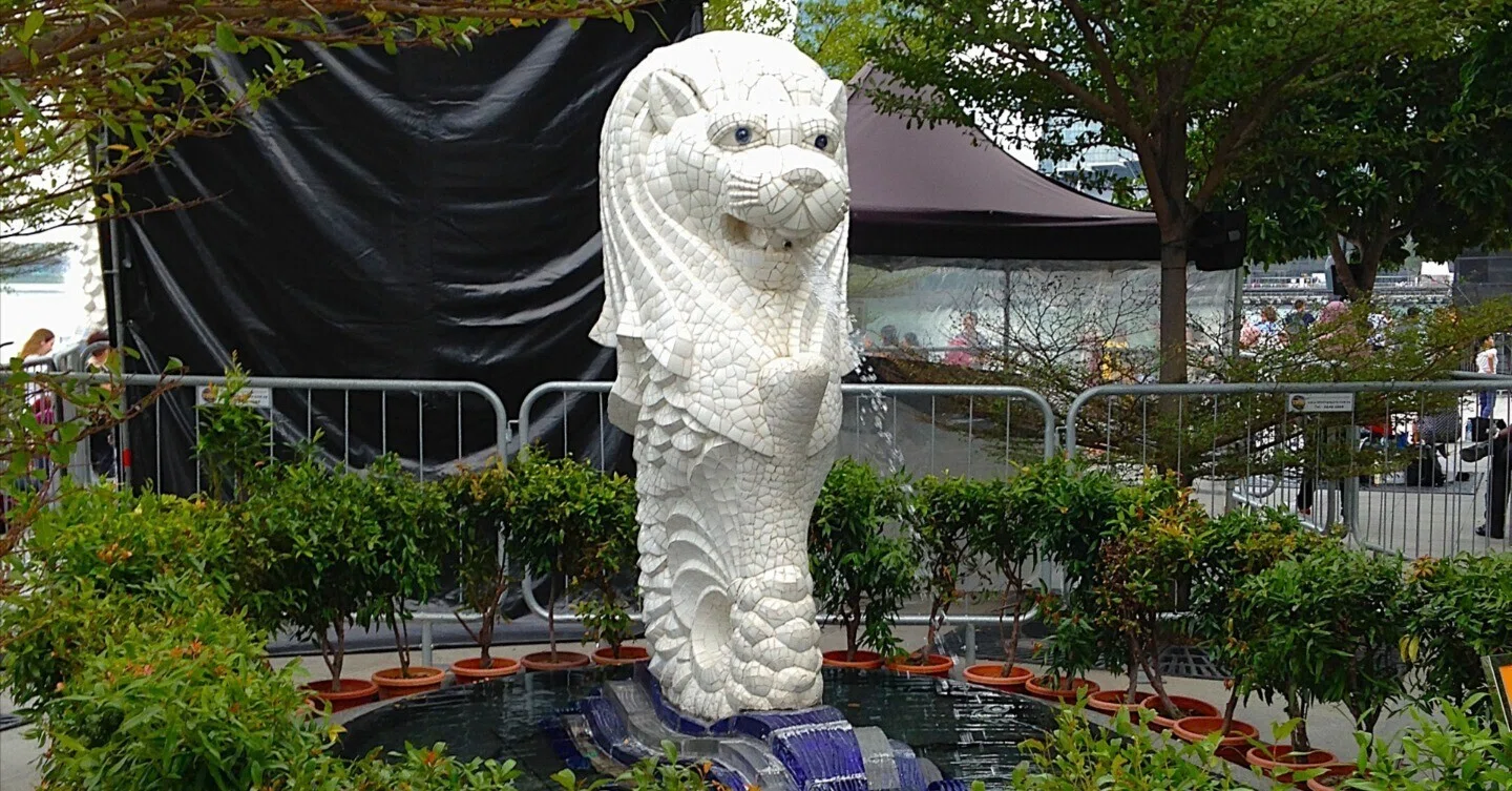 シンガポール陶製ミニ・マーライオン完全ガイド｜都会のオアシスと隠れ