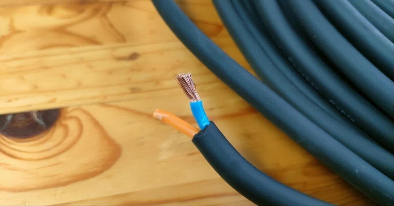 クラシックプロのスピーカーケーブルの銅線の太さ調べてみた ～導体断