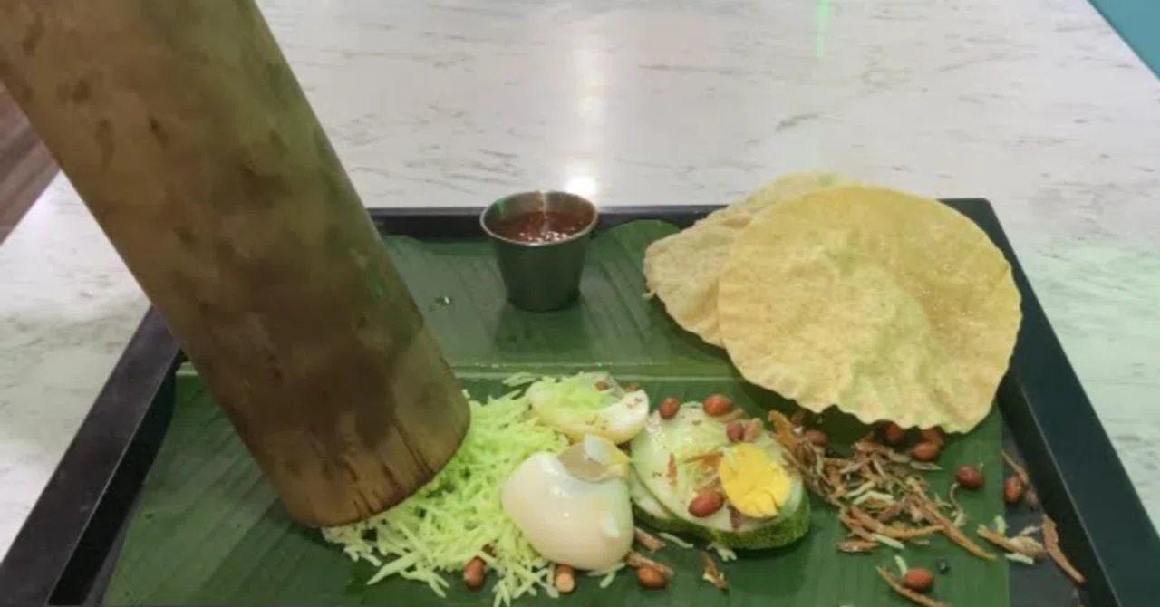 KL最後の食事にマレーとインドの融合を見た。バンブーナシレマ｜近藤雅義