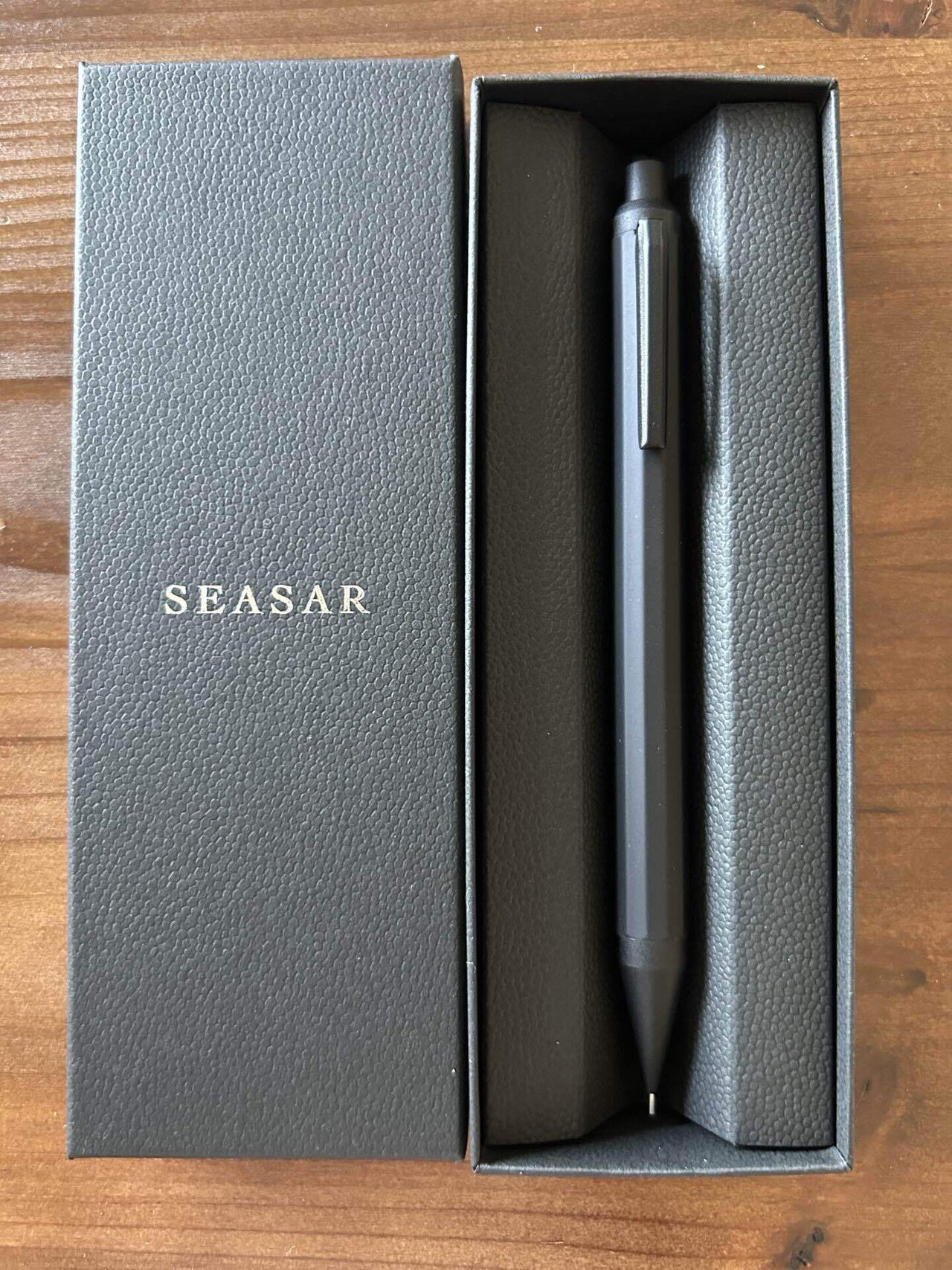 SEASAR GRAVIUM 実用性MAXシャープペン レビュー｜アジフライ