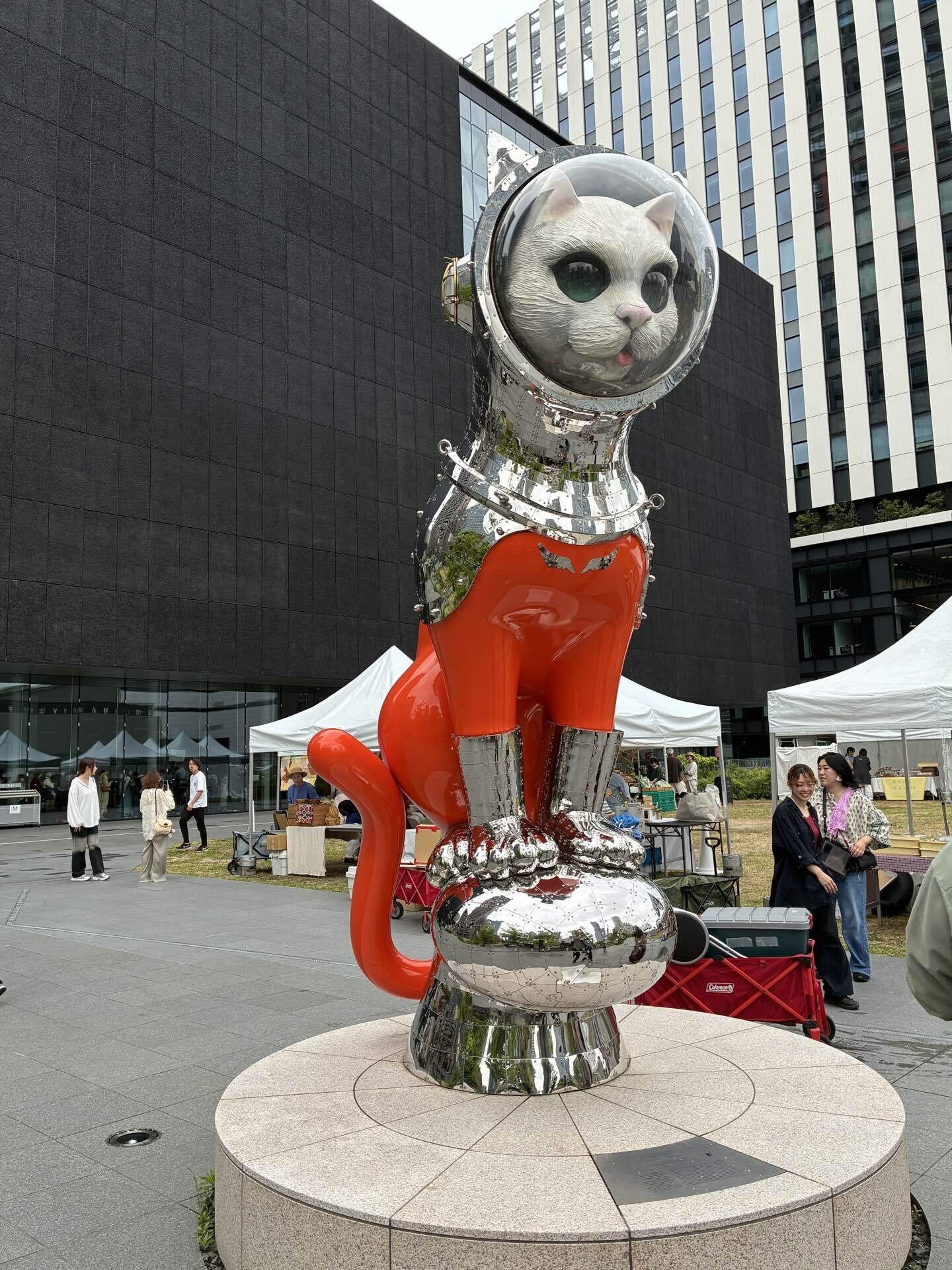 817a640b8b85f4f8745f231c3f879a