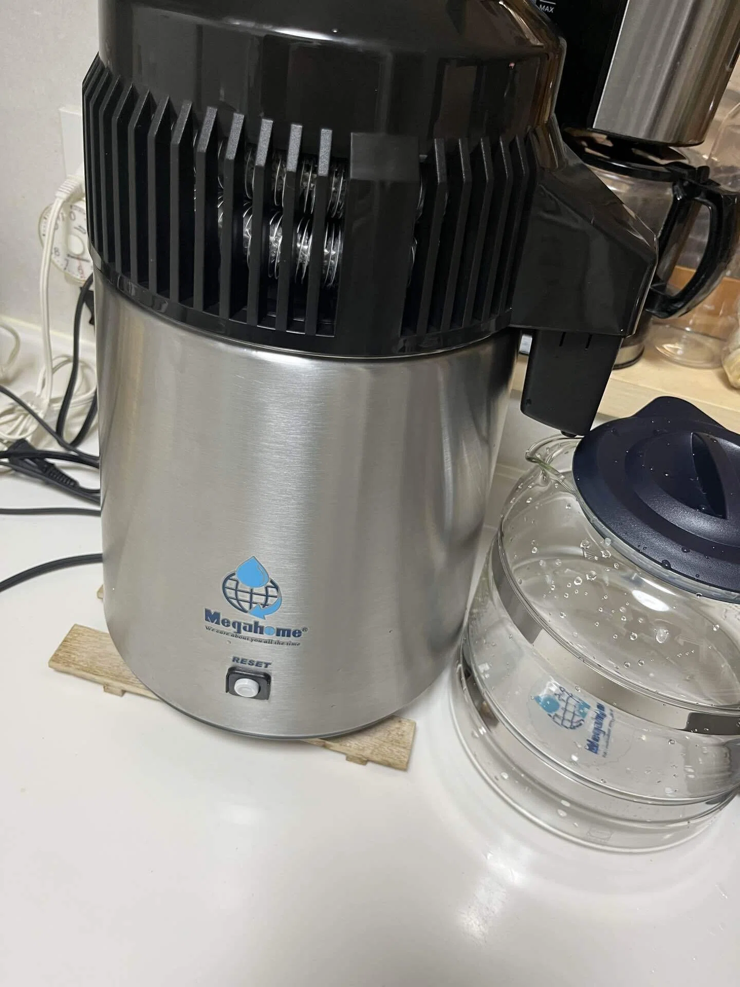 15年使った蒸留水器がとうとう壊れたので先日念の為買ってた同じものと