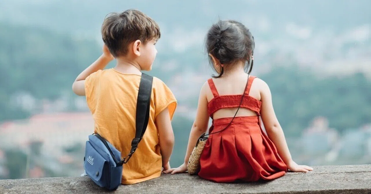 Ecoraging Notes What kind of parental encouragement boosts a child's self-esteem?|もい【AI ...