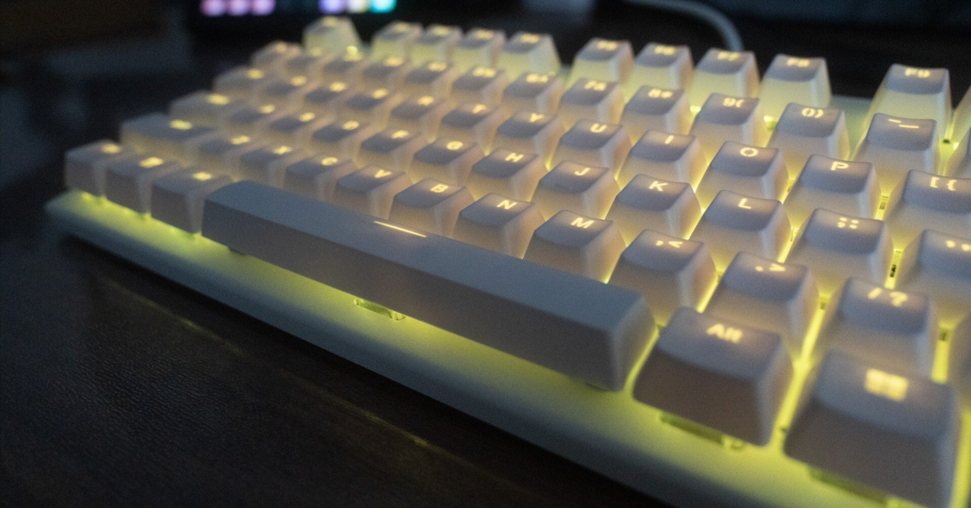 リアルフォースGX1 レビュー。静電容量無接点方式×ゲームが最高の理由