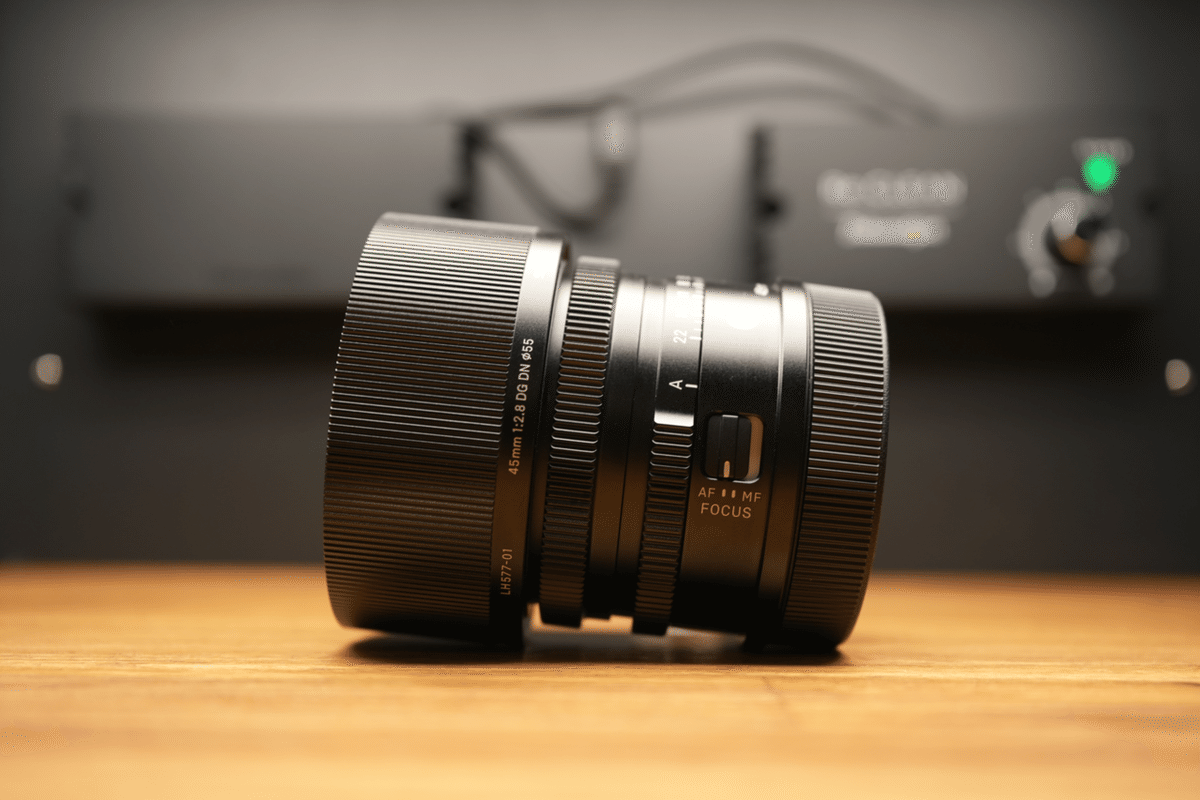 【αユーザーに最適】SIGMA 45mm F2.8｜コンパクト神レンズ SIGMA「45mm F2.8 DG DN」購入・使用レビュー。小さい