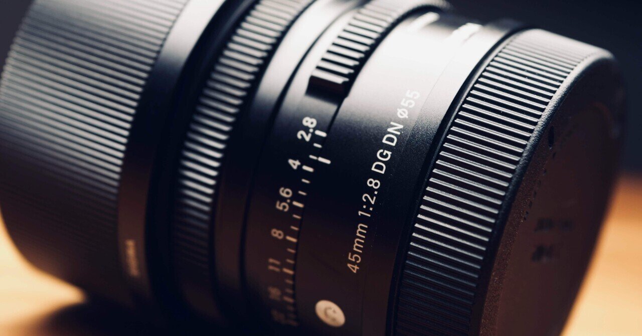 【αユーザーに最適】SIGMA 45mm F2.8｜コンパクト神レンズ SIGMA 45mm F2.8 DG DN Contemporaryレビュー。α7IIIがスマート