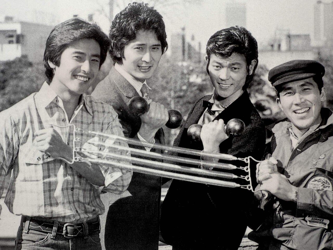 俺たちは天使だ！』〜運が良ければ月収二百万！運が悪けりゃ死ぬだけさ