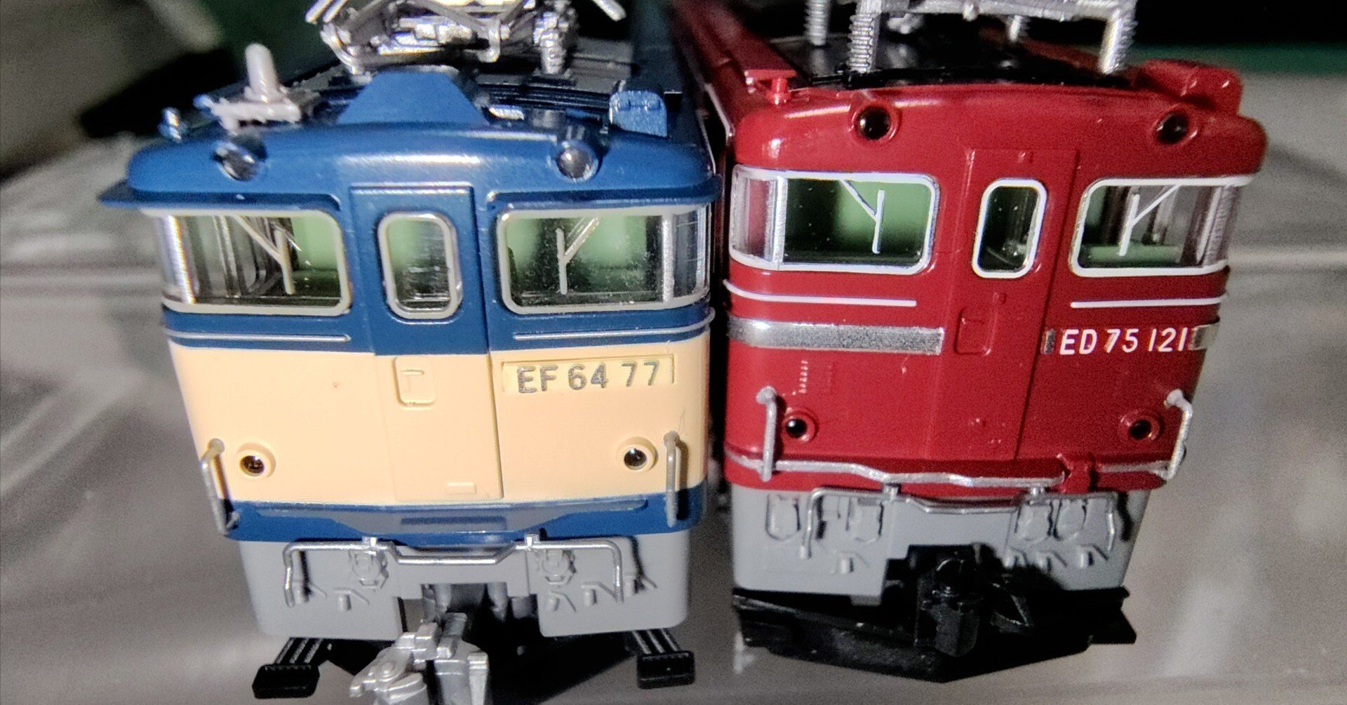 模型紹介】 TOMIX97913 EF64 77号機・ED75 121号機 お召塗装セット