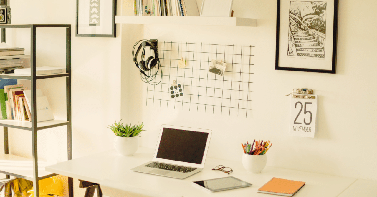 ◯◯すぎる作業スペース｜Riddim Archive 展（のぶ）