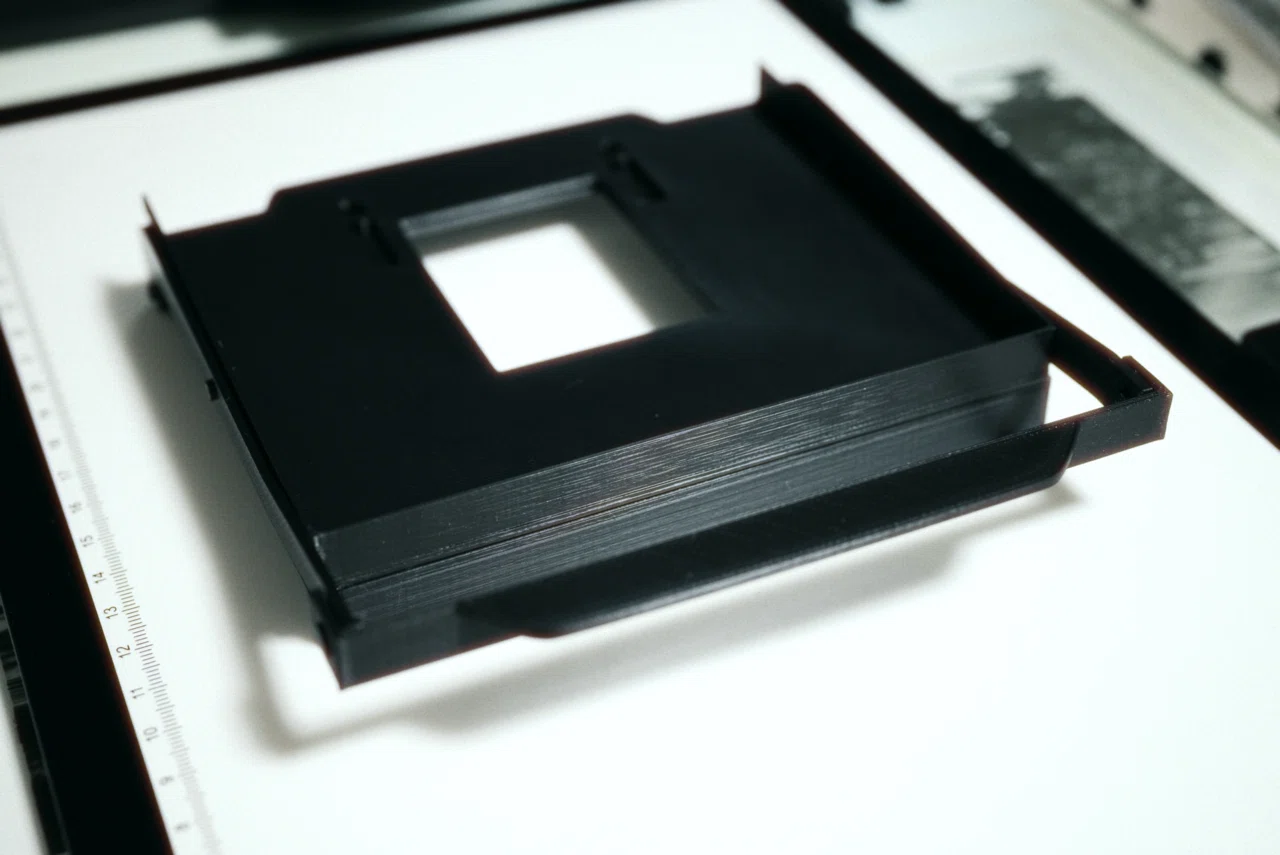 引き伸ばし機のネガキャリアを3Dプリンターで作ってみた｜TK_Photo