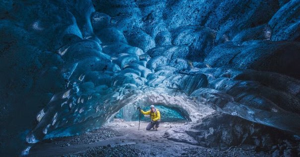 アイスランド旅】自然が生み出した絶景 ♯カトラ氷の洞窟｜をぬし