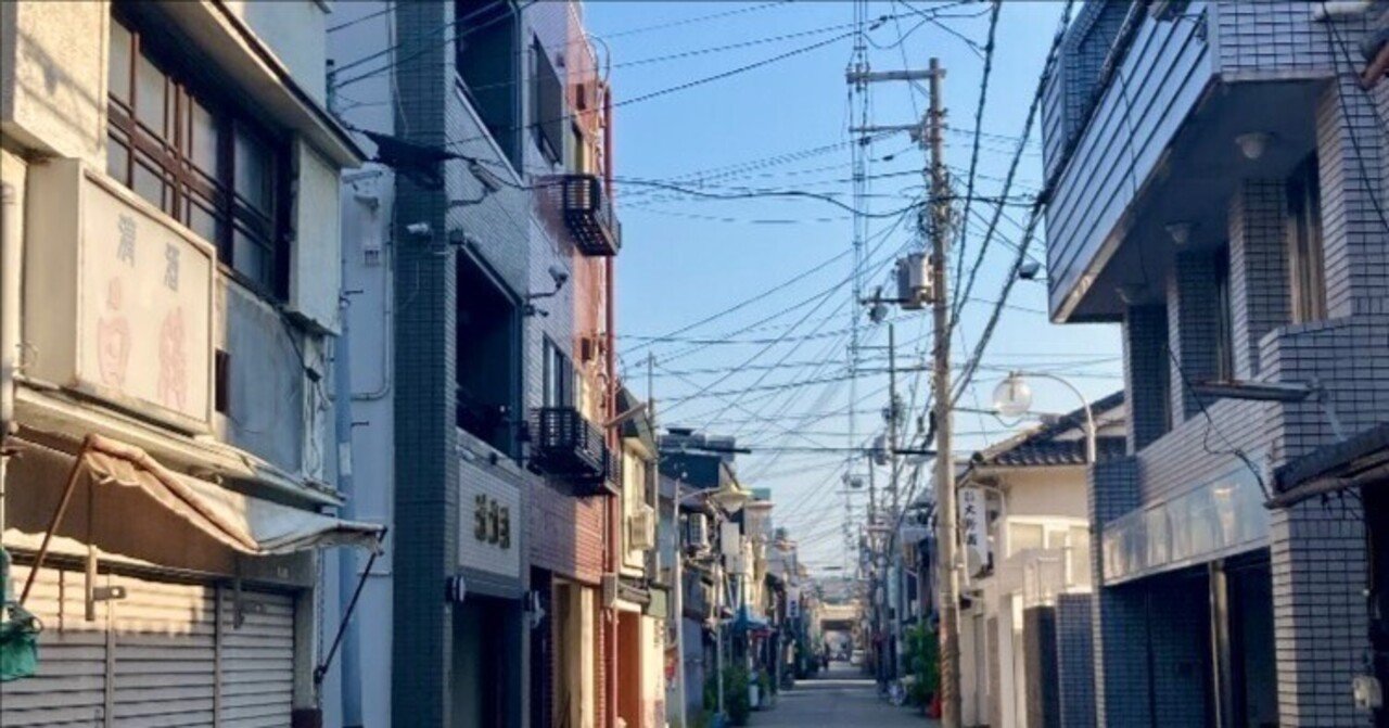 『酒屋の立ち飲みで考えた - ガイドにならない大阪立ち飲みガイド』（関根デッカオ著）を読んで｜南野義哉｜編集・ライター