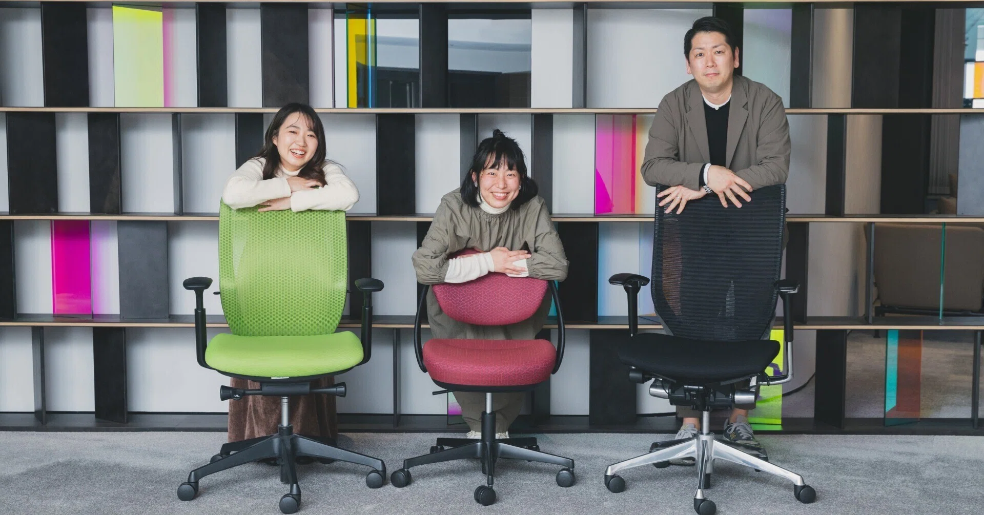オカムラ社員による本音の“推しチェア”座談会。私にぴったりの椅子と 