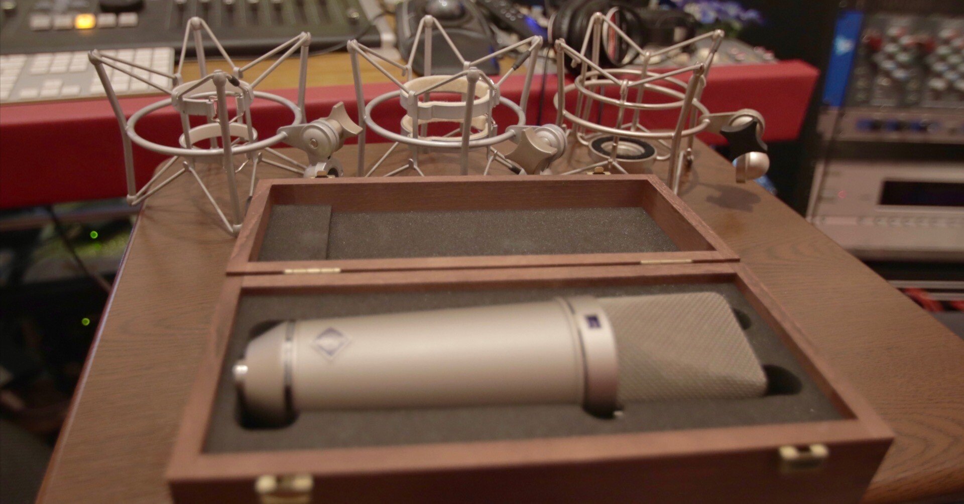 U87のショックマウント問題｜Shinya's Studio