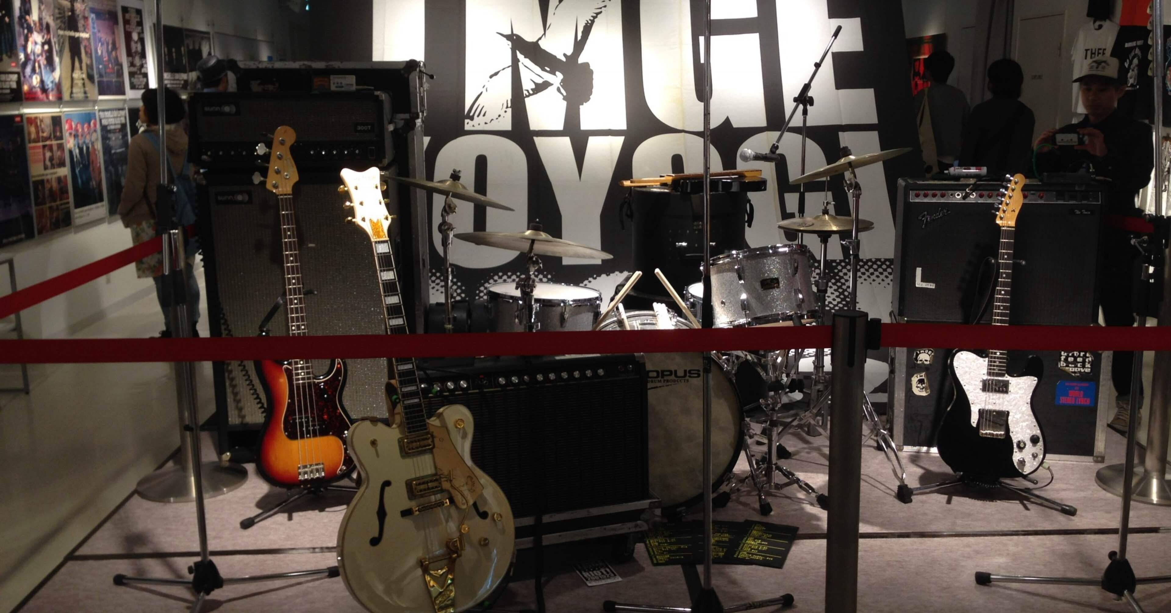 ARABAKIロックフェス　チバユウスケ　パーカー GRETSCH グレッチ ARABAKI ROCK FEST. チバユウスケコラボ NOWAR ジップパーカー