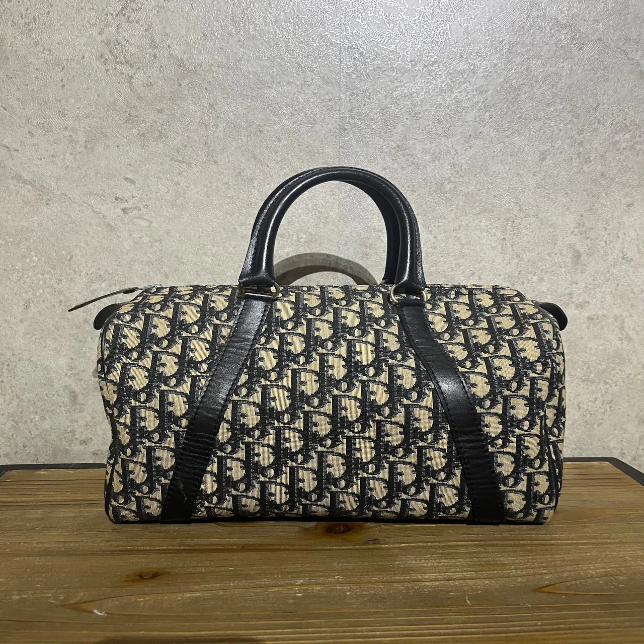 時代を超えて愛されるDiorの名品｜オブリーク柄ヴィンテージバッグの 