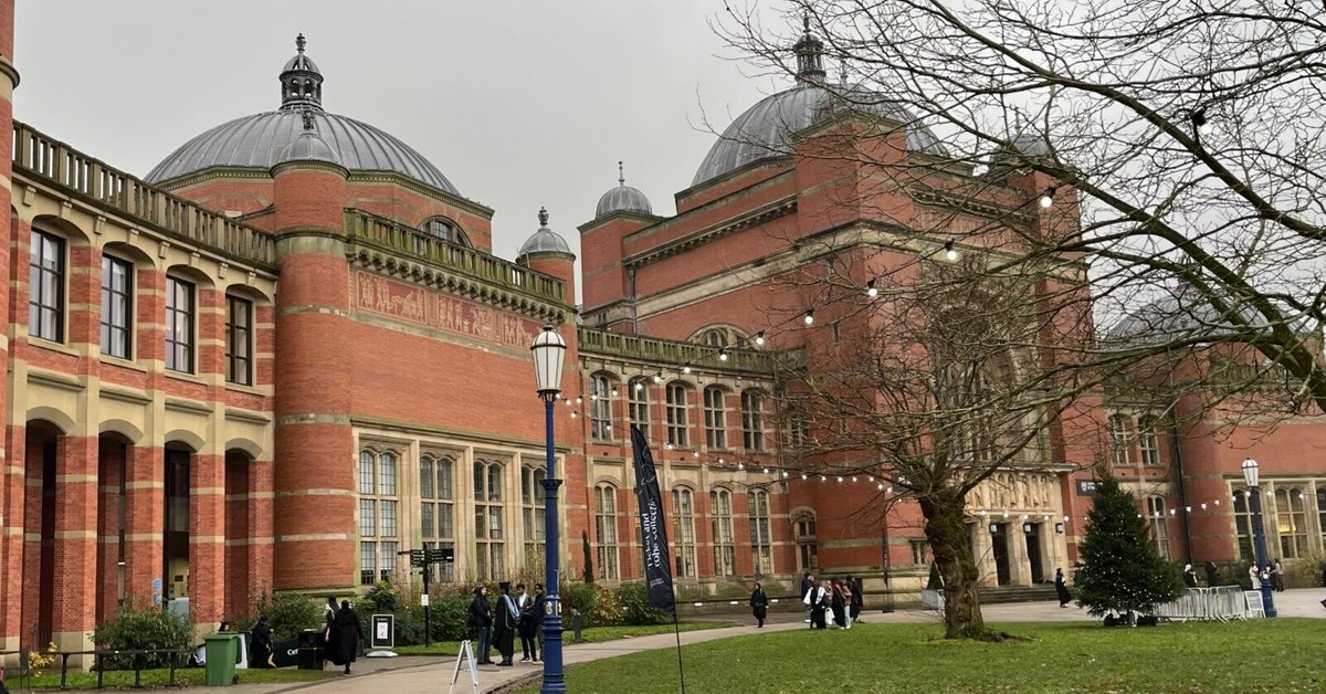 イギリス大学院、気になったら知るべきこと｜KIKI と、きき