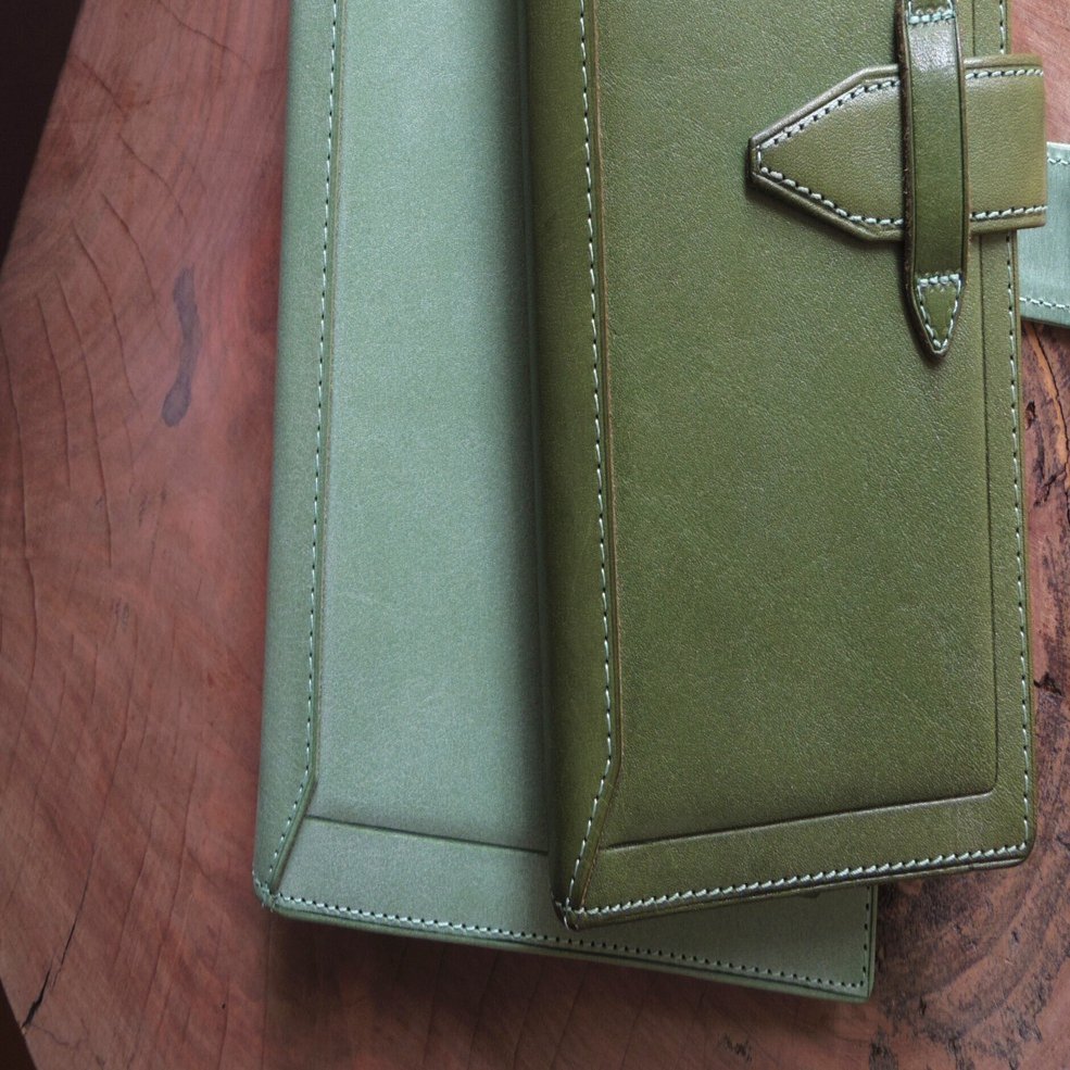 ロロマはロマン エスメラルダA5｜手帳Q子