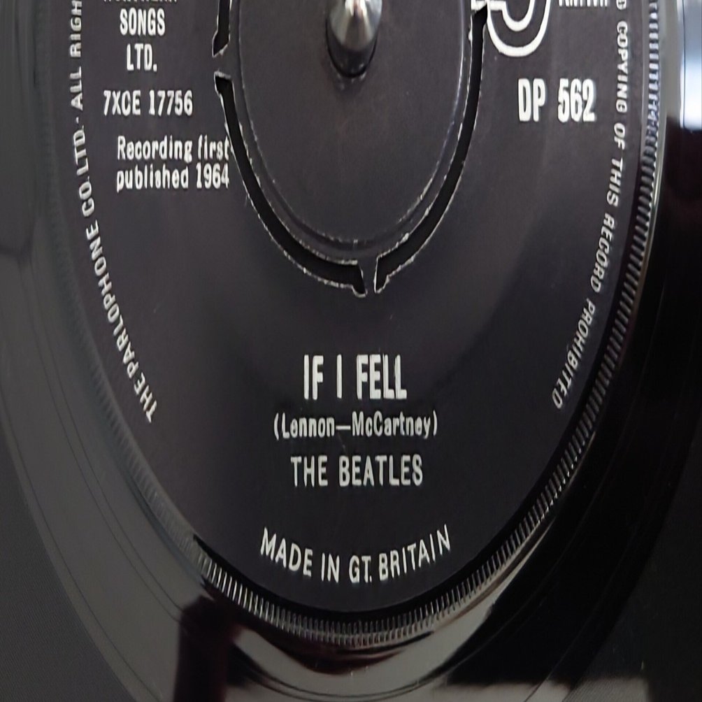 UK盤The Beatles 1 レコード 31O1bFvUiDL.jpg