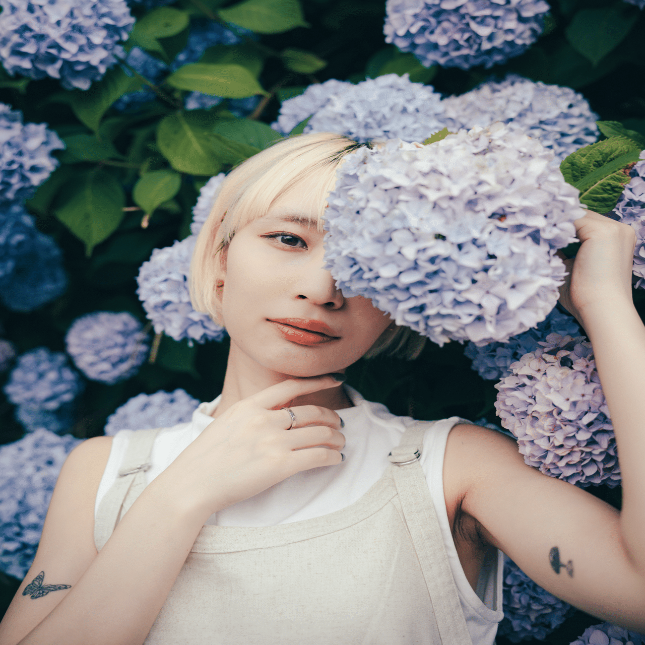 作例あり】ズームなのにF2。光と距離を自在に操るTAMRON 35-150mm正直