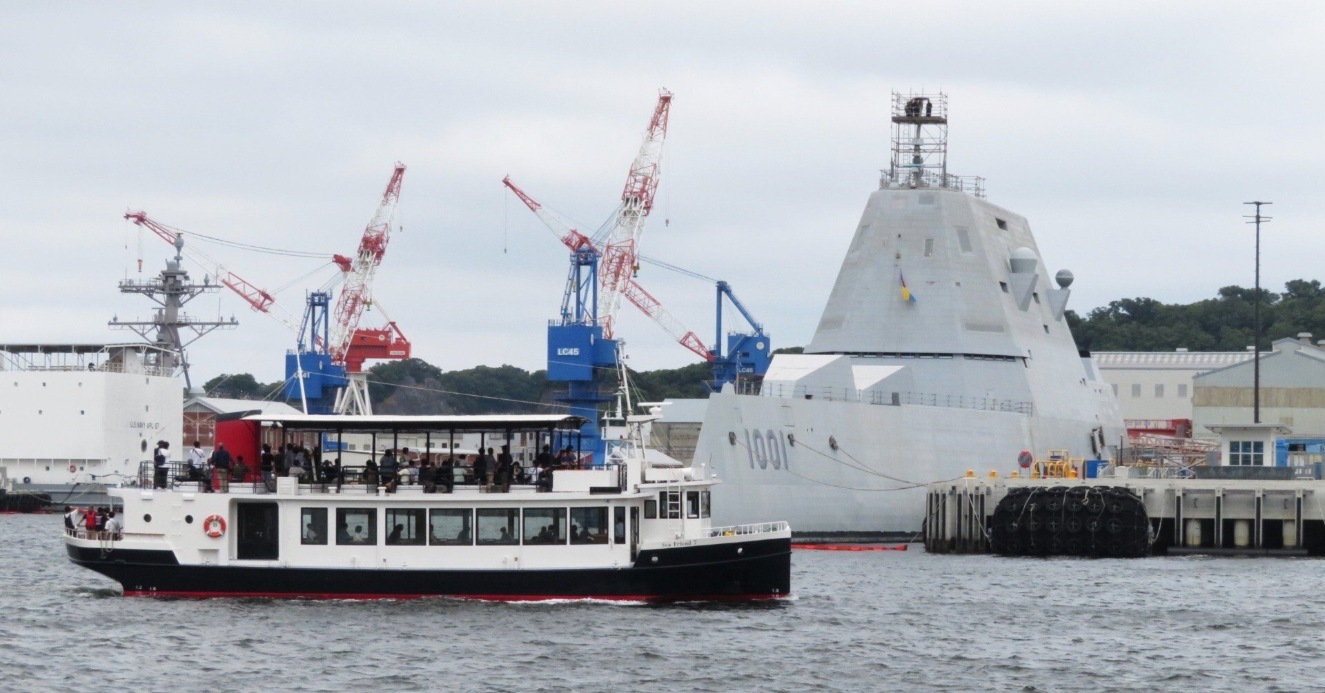 ナニコレ風景、横須賀軍港｜穂高渓太郎