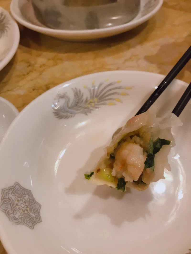 大門 浜松町にあるtvにも出た中華屋さんの大きい餃子にビックリ きょん ぎょうざの子 Note