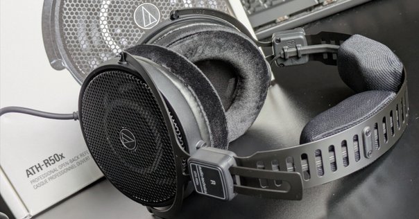 ソニーのロングセラーモニターヘッドホン「MDR-CD900ST