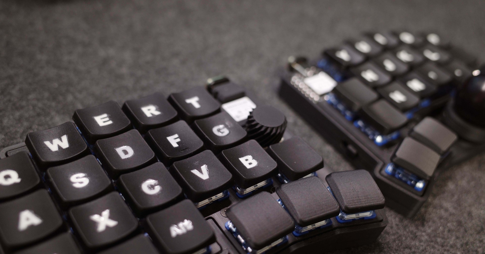 自作キーボードキット KUKEY42 ブラック&シルバー おぐ｜note