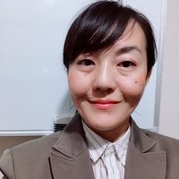 低月齢の赤ちゃん 授乳のときはいつもガッツポーズ かわいい 産波 うぶなみ 氣持ちいいお産 Note