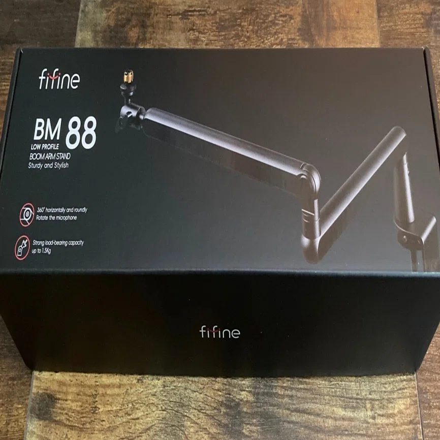 未使用品】fifine K688、マイクアームBM88 レビュー】FIFINE K688 & BM88。満足していた環境に「低背アーム」の