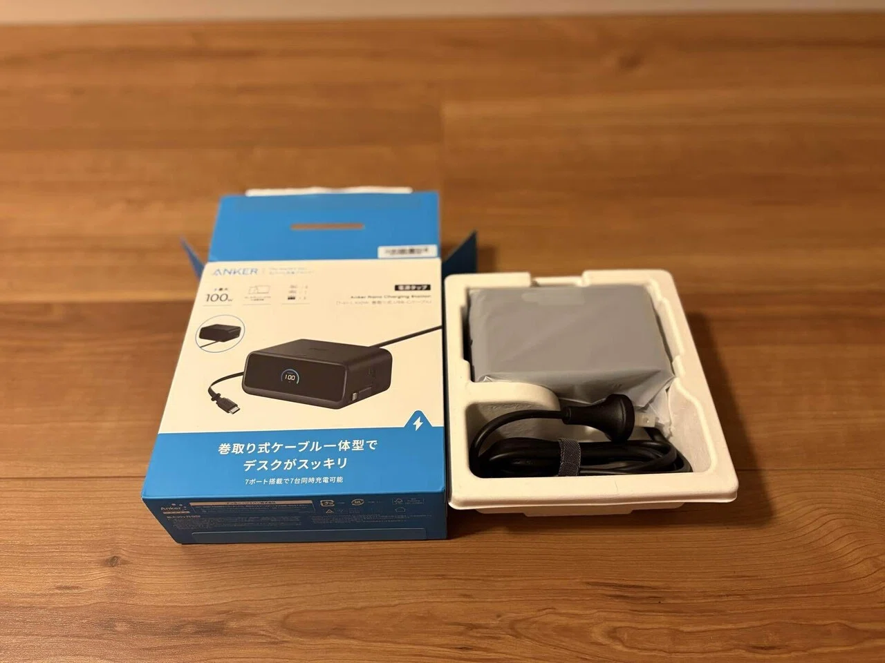 もうケーブルに悩まない。Ankerの“巻取り式”充電ステーション【Nano 