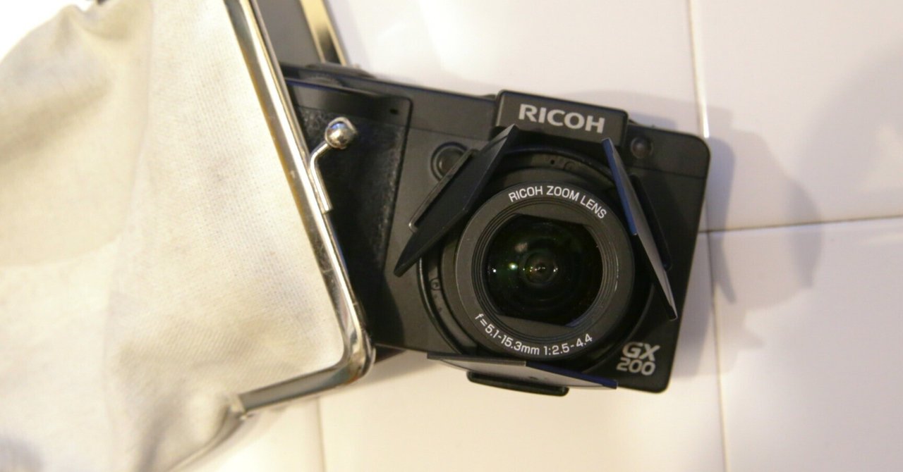 コンデジ以上、一眼未満。Ricoh GX200｜ひとりGo Chill