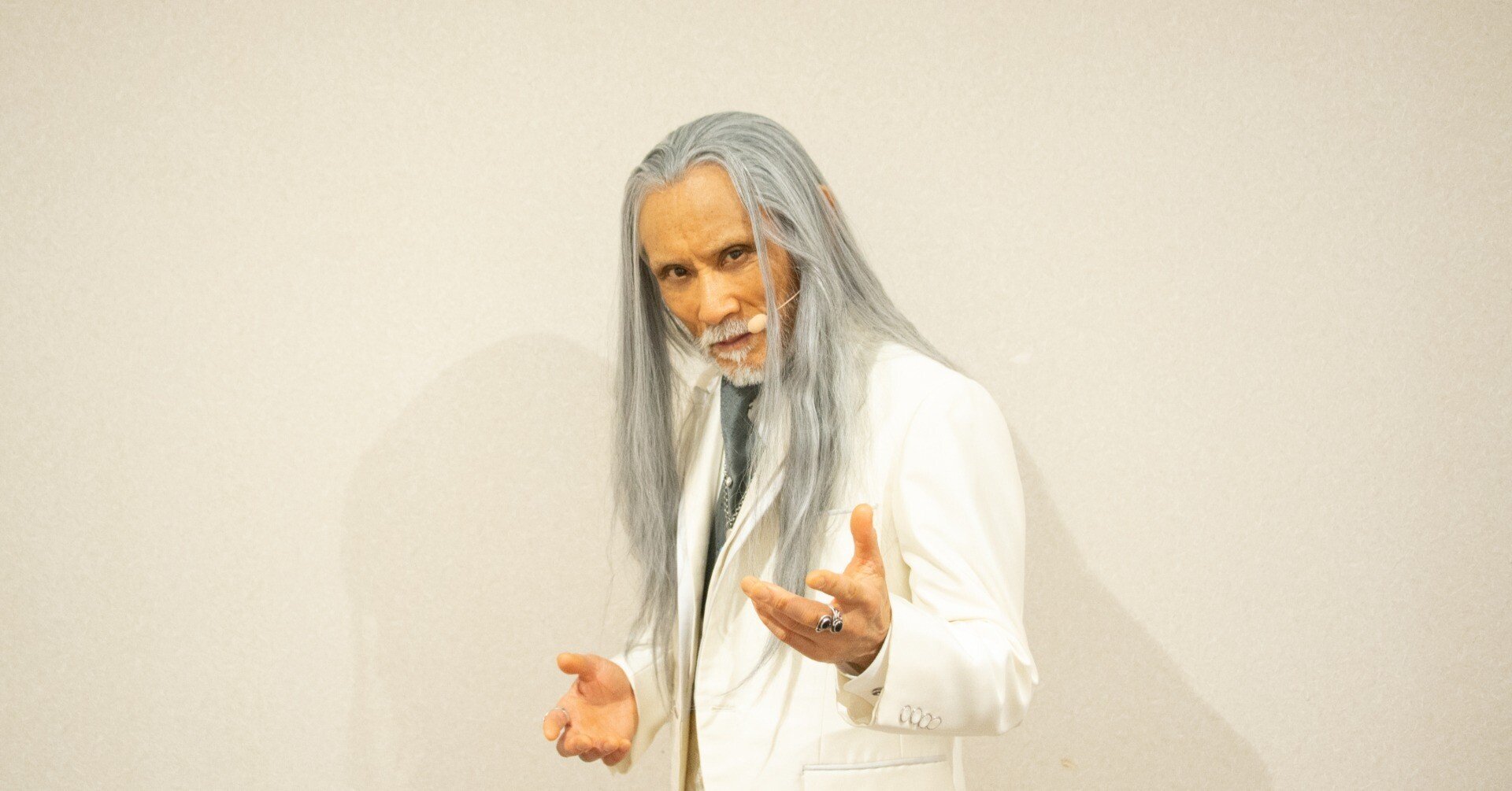 鶴太郎さんの龍｜嶋津 / Dialogue designer