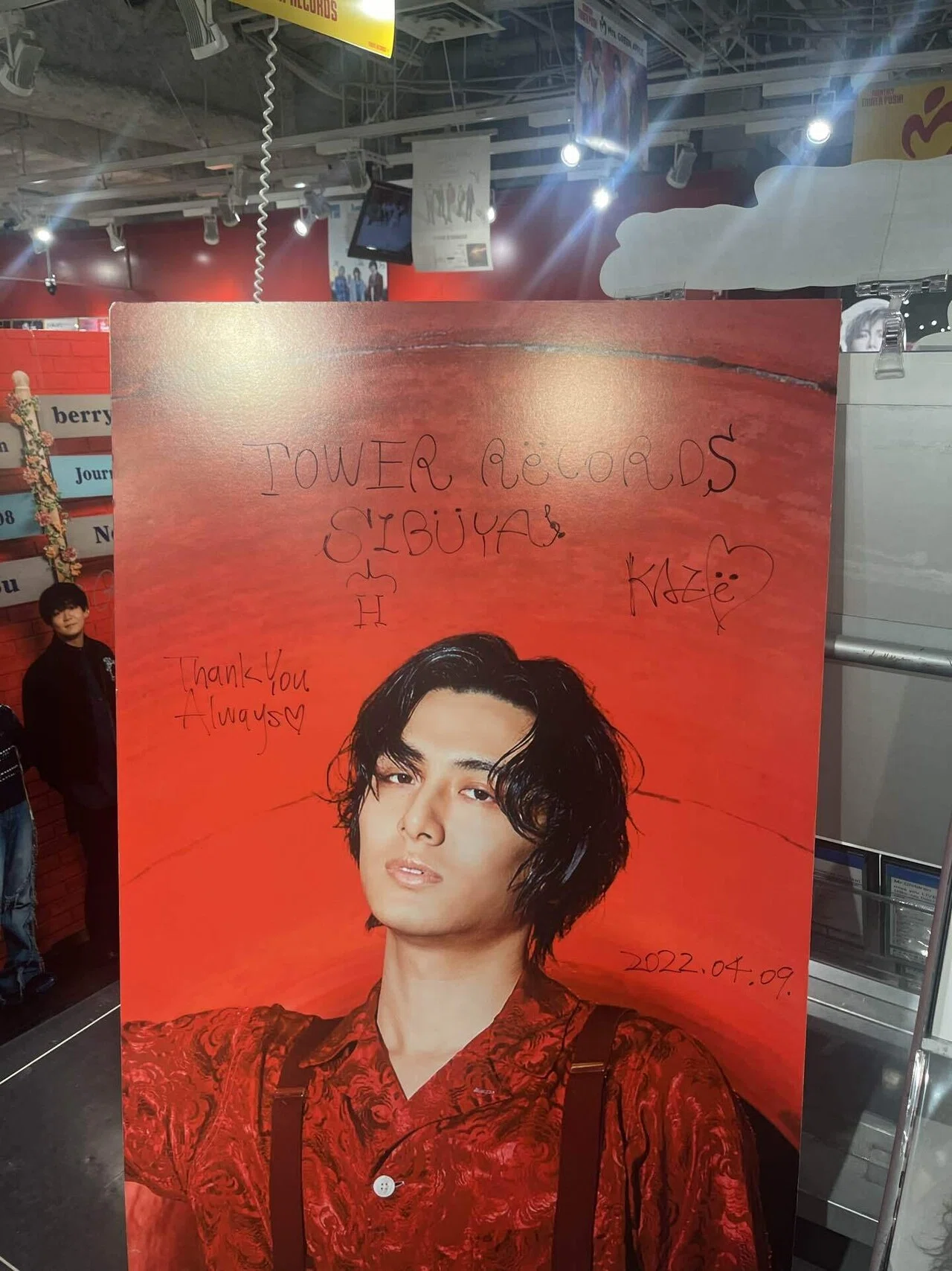 渋谷に到着し安倍吉俊の原画展行ってきました｜鳩魚